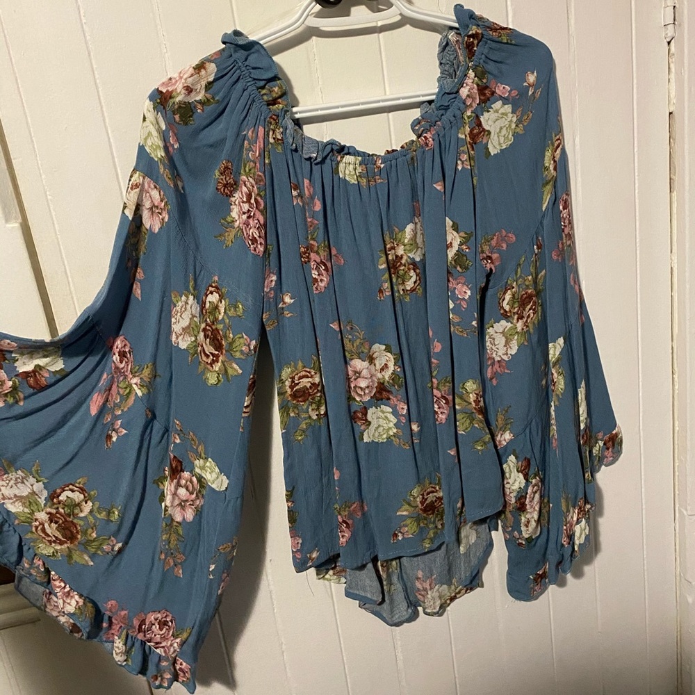 Ladies Panhandle floral blouse
